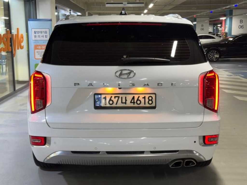 HYUNDAI Palisade - Vista 5