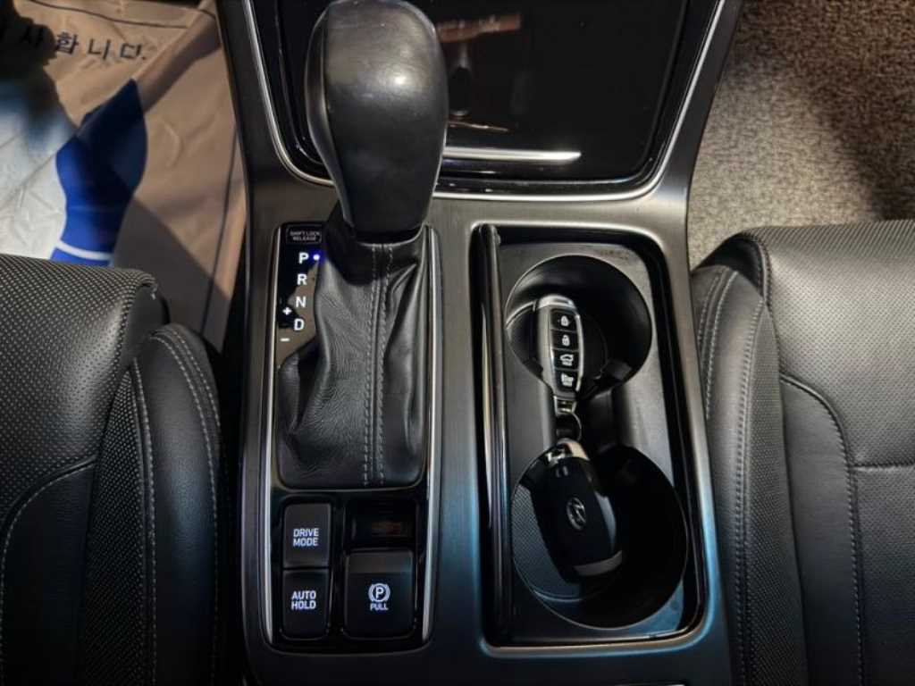 HYUNDAI Grandeur 2018 Gris - Importación desde Corea - HF Imports Iquique - Foto 13