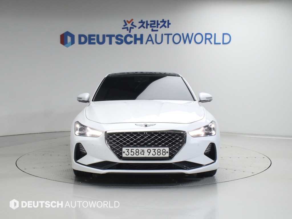 Genesis G70 - Vista 3