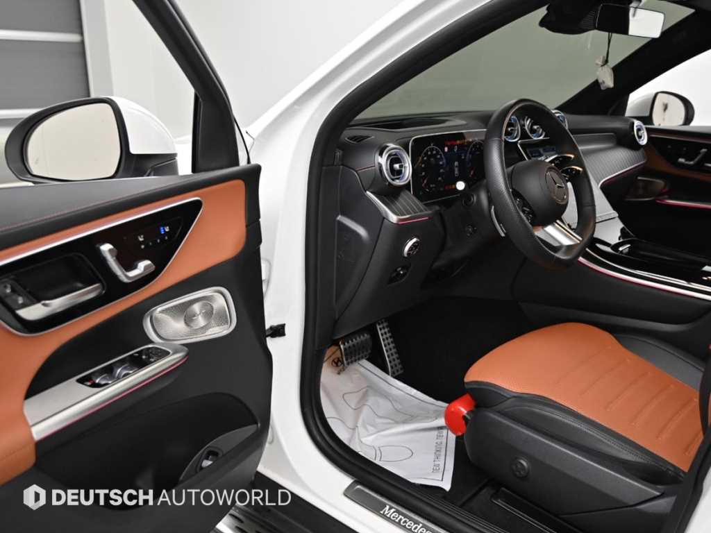 Mercedes Benz GLC Class - Vista 11