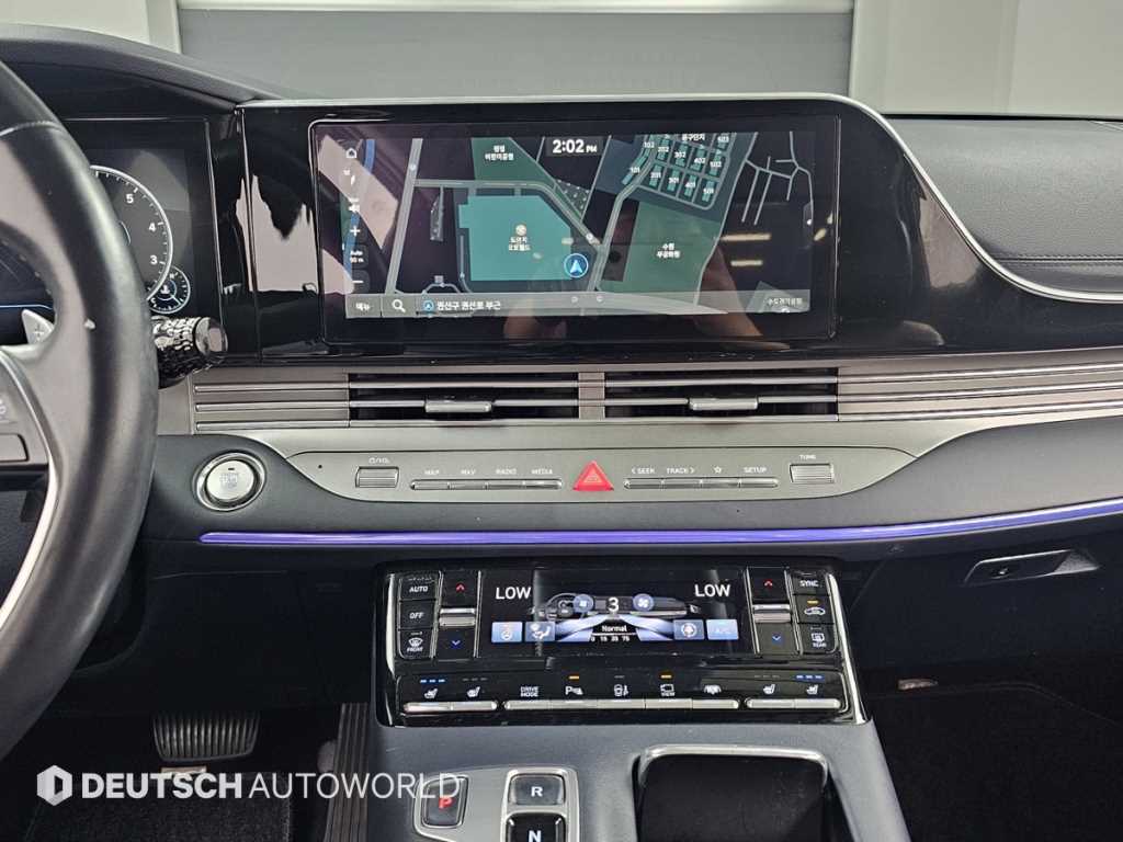 HYUNDAI Grandeur - Vista 12