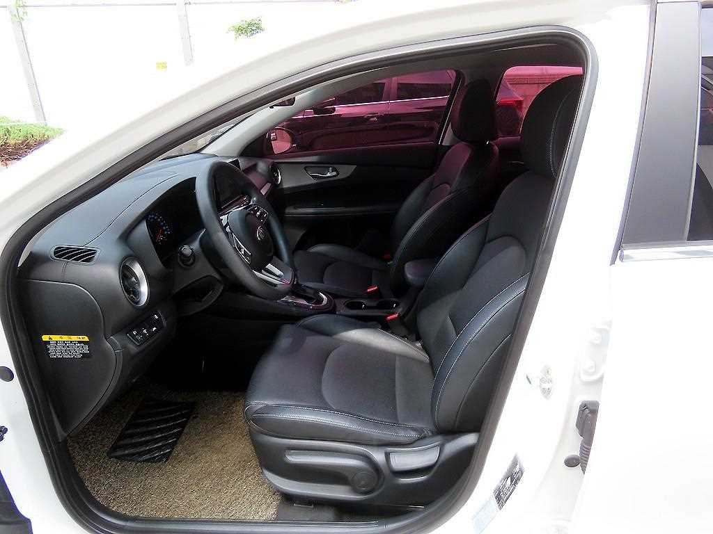 KIA K3 - Vista 5