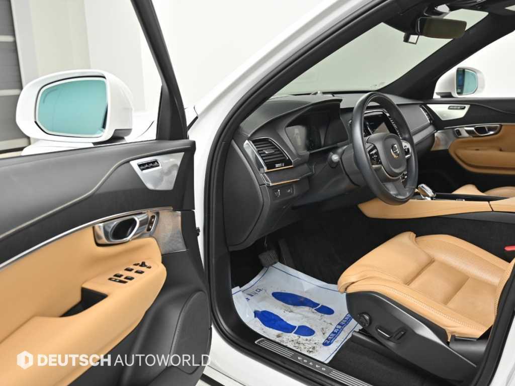 Volvo XC90 - Vista 11