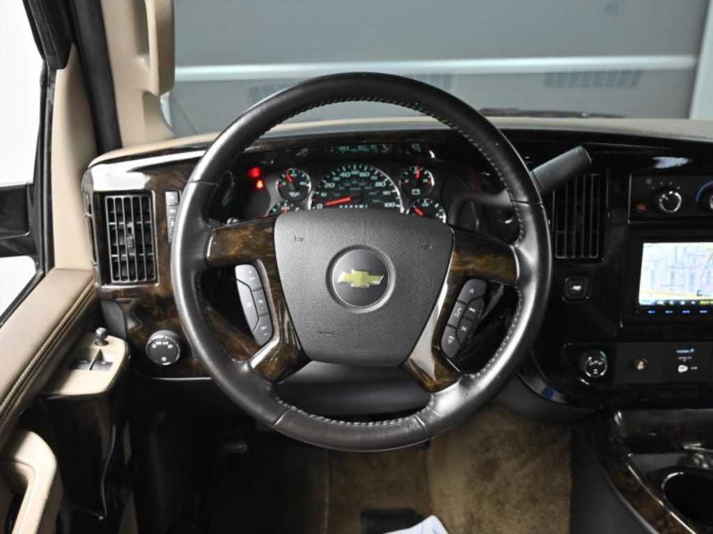 Chevrolet Express van - Vista 12