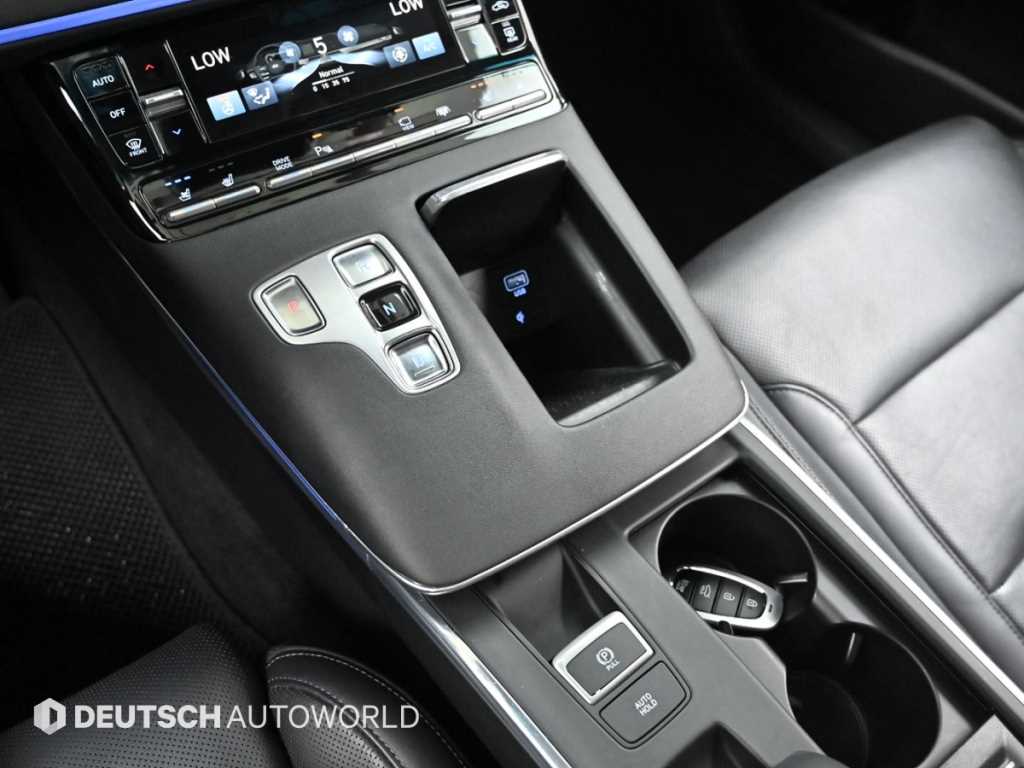 HYUNDAI Grandeur - Vista 9