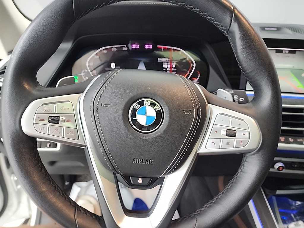 BMW X7 - Vista 9