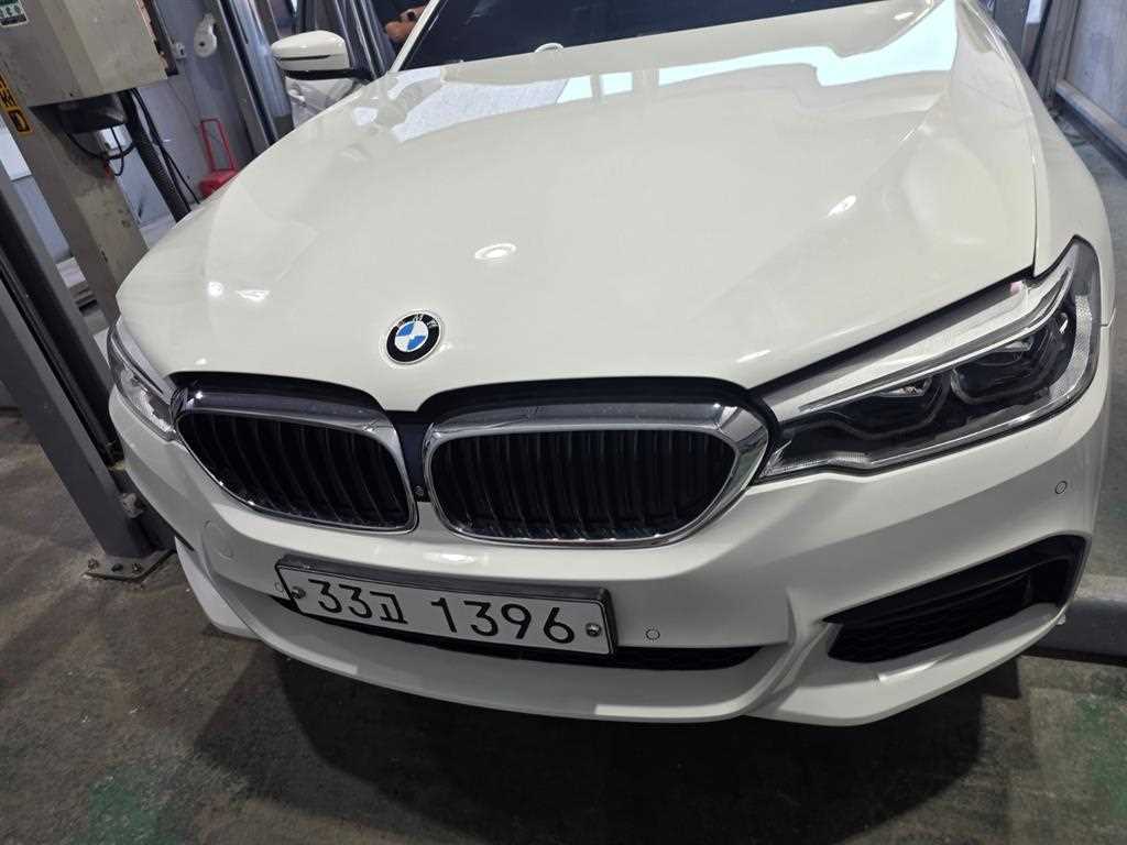 BMW 5 Series 2018 Blanco - Importación desde Corea - HF Imports Iquique - Foto 1