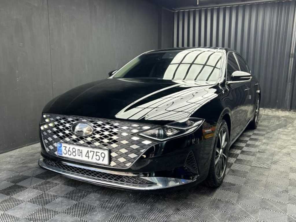 HYUNDAI Grandeur - Vista 3
