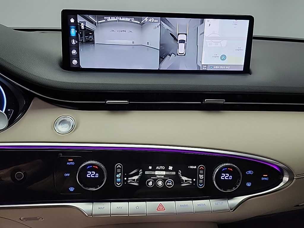Genesis GV70 - Vista 10