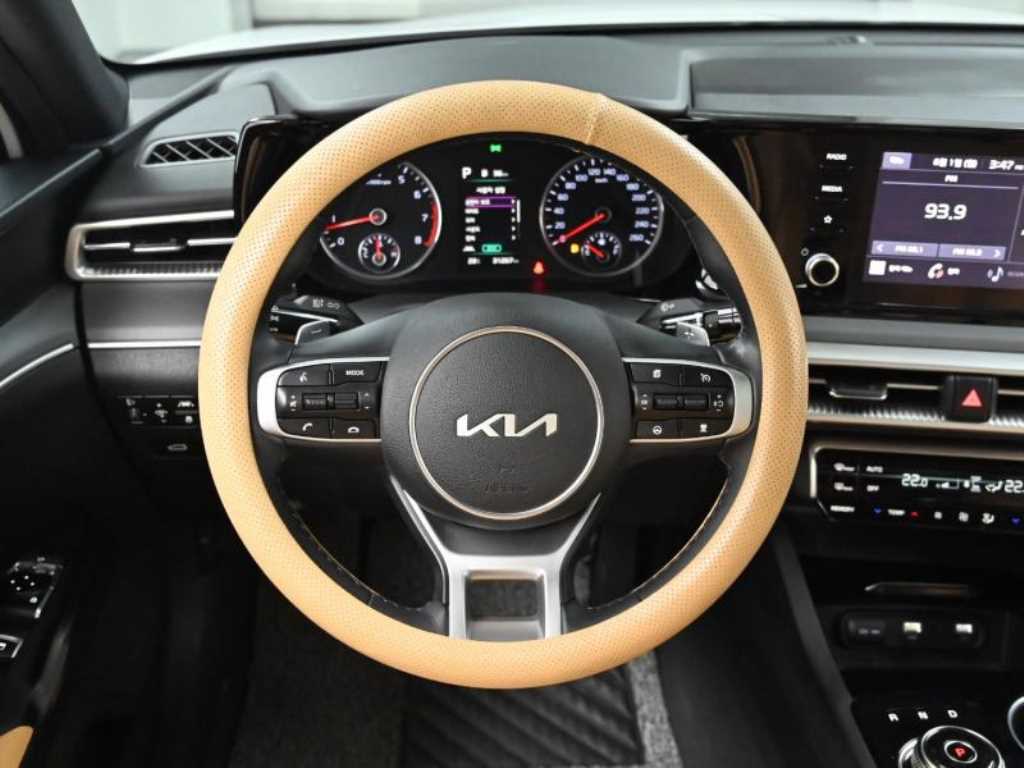 KIA K5 - Vista 11