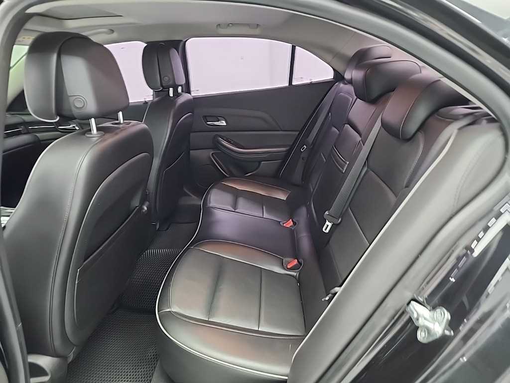 Chevrolet Malibu - Vista 12
