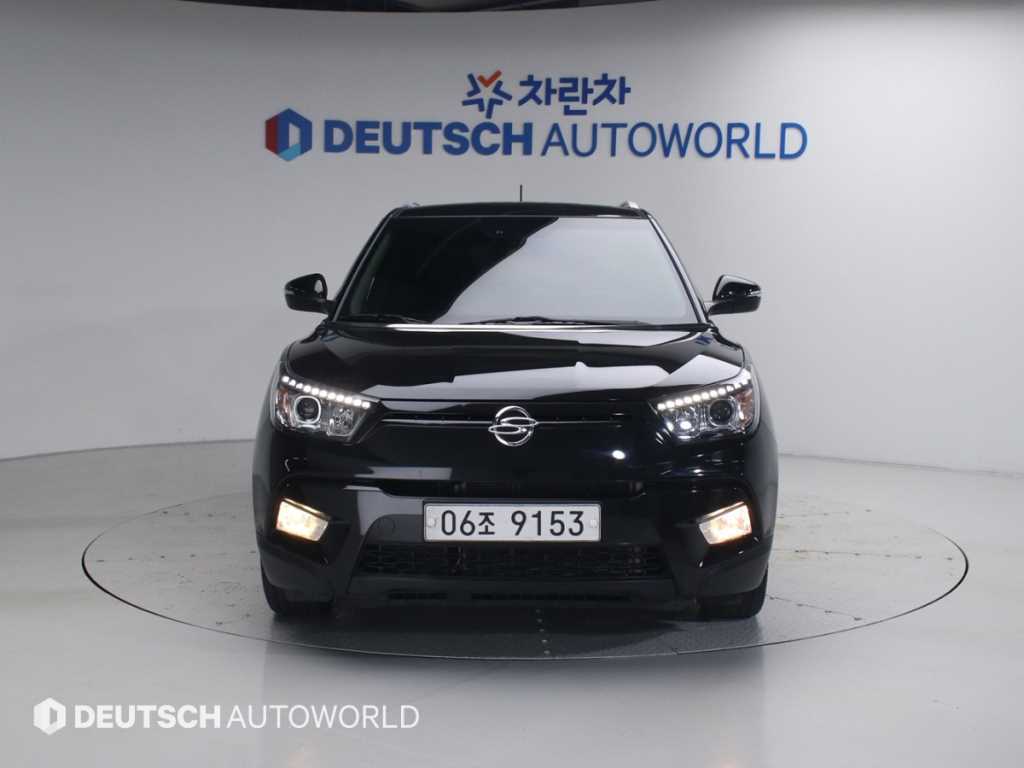Ssangyong Tivoli - Vista 3