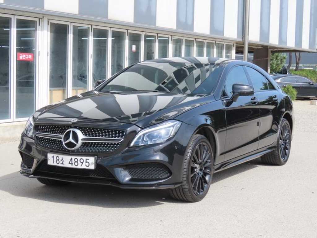 Mercedes Benz CLS Class - Vista 2