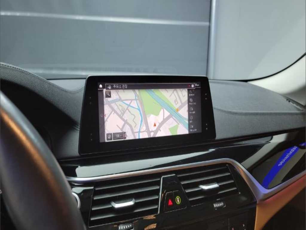 BMW 5 Series 2020 - Importación desde Corea - HF Imports Iquique - Foto 14