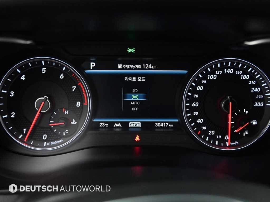 Genesis G70 - Vista 8