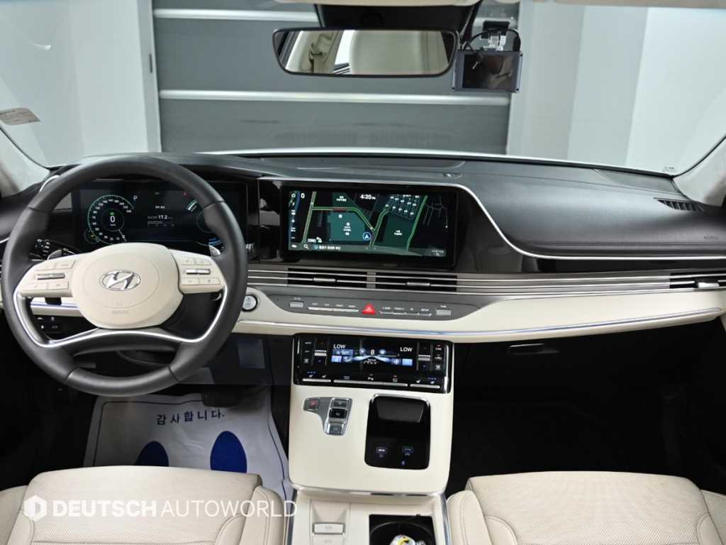 HYUNDAI Grandeur - Vista 7