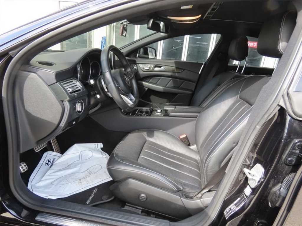 Mercedes Benz CLS Class - Vista 5