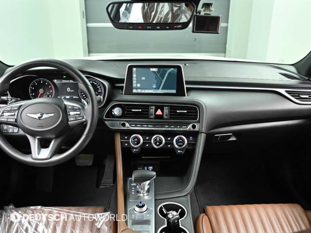 Genesis G70 - Vista 7