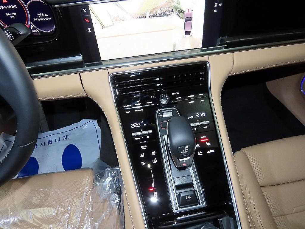 Porsche Panamera - Vista 11