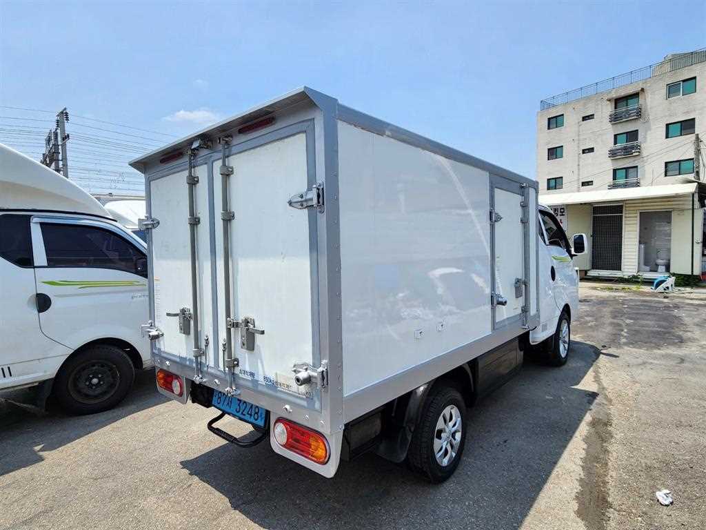 Small Truck Normal Box(Low Deck) - Vista 7
