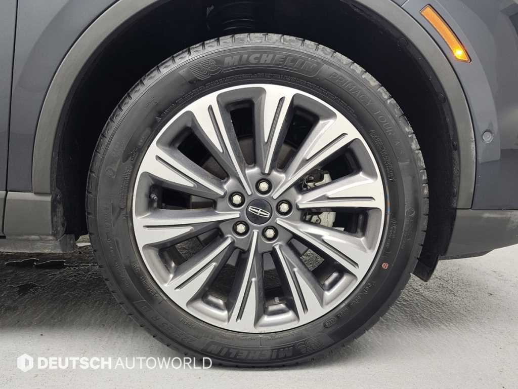 Lincoln Corsair - Vista 5