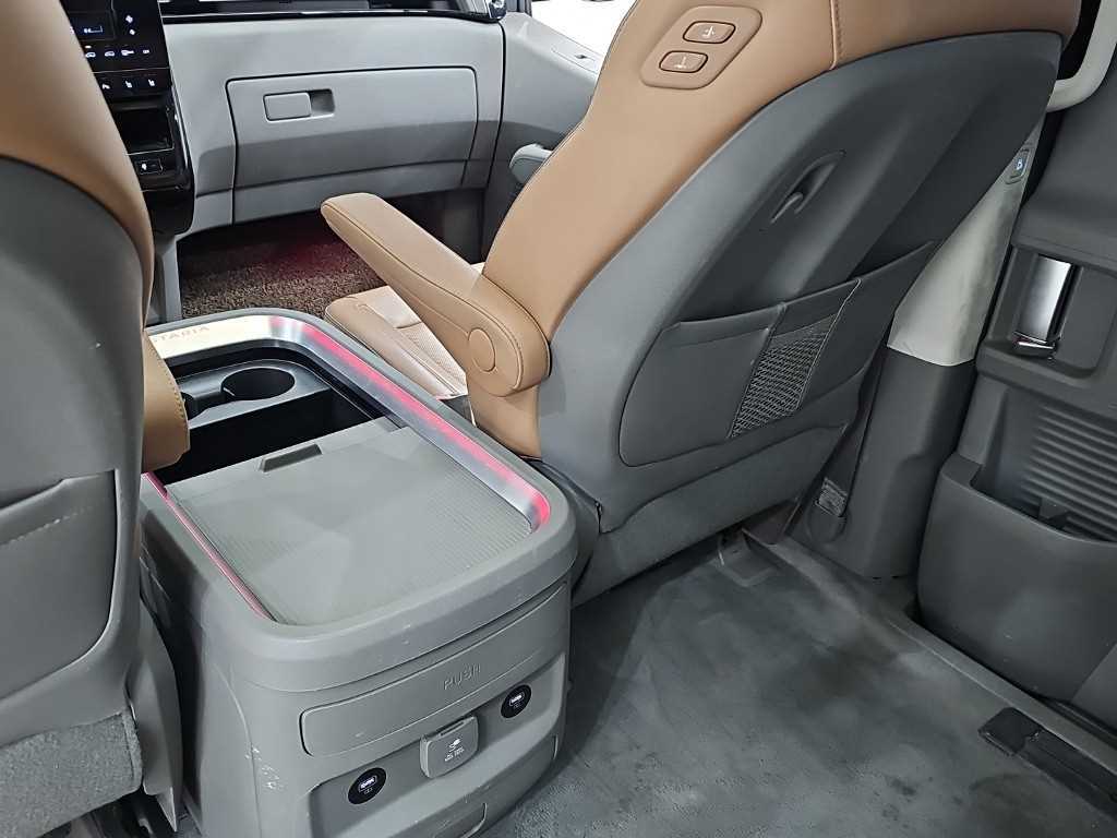 HYUNDAI Staria 2022 Negro - Importación desde Corea - HF Imports Iquique - Foto 13