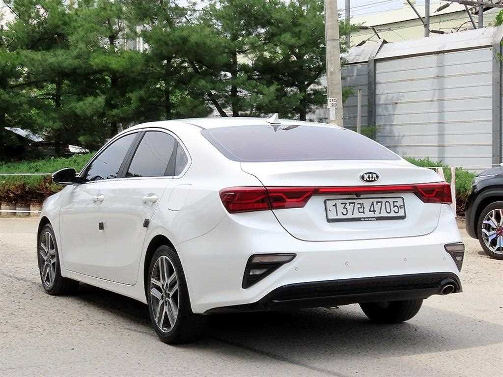 KIA K3 - Vista 3