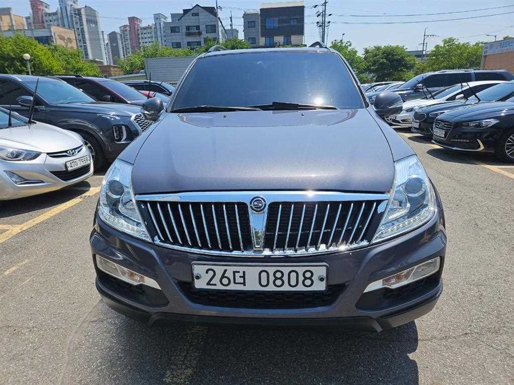 Ssangyong Rexton 2016 Gris - Importación desde Corea - HF Imports Iquique - Foto 1