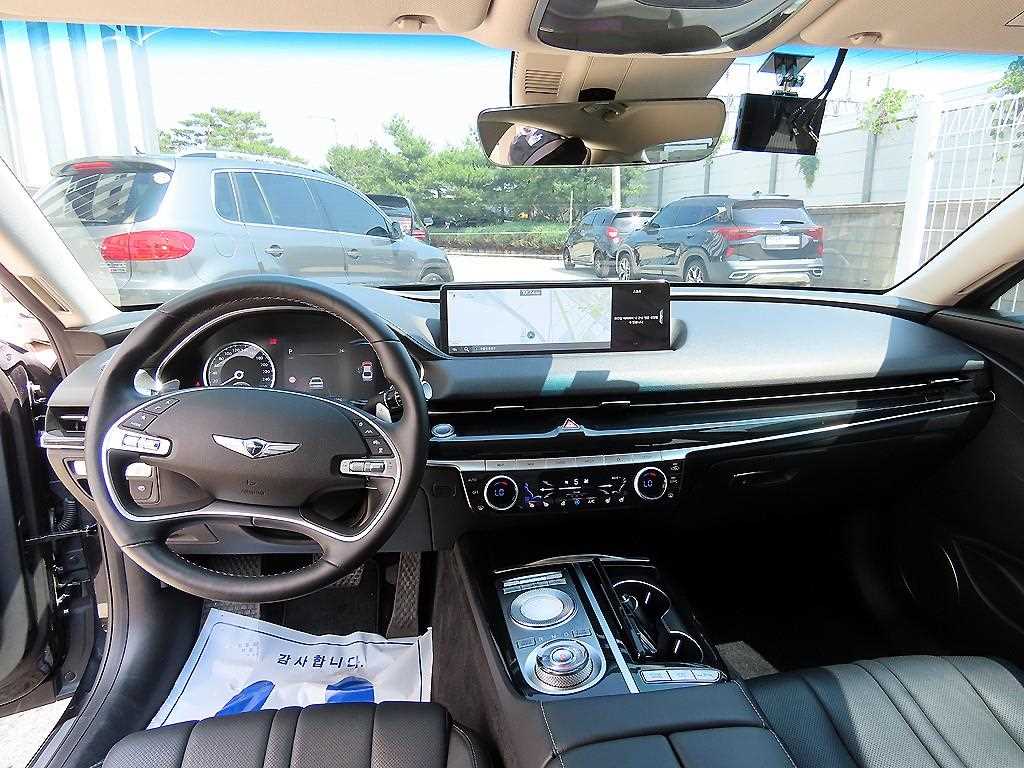 Genesis G80 - Vista 7