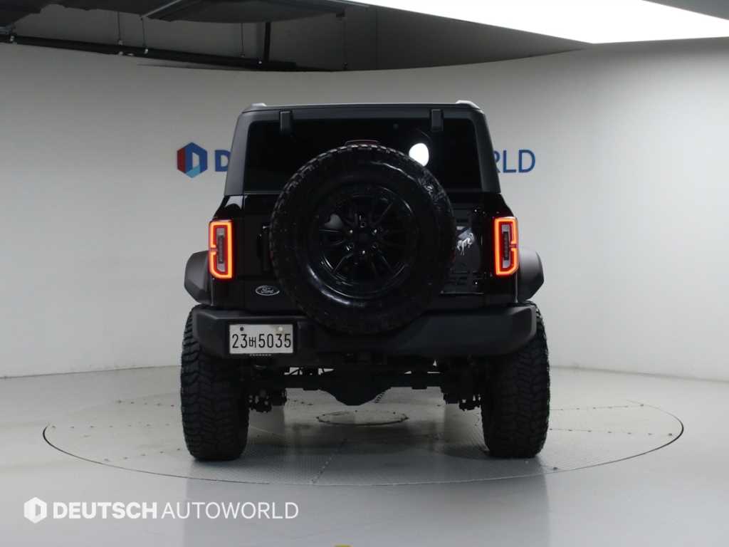 Ford Bronco - Vista 4