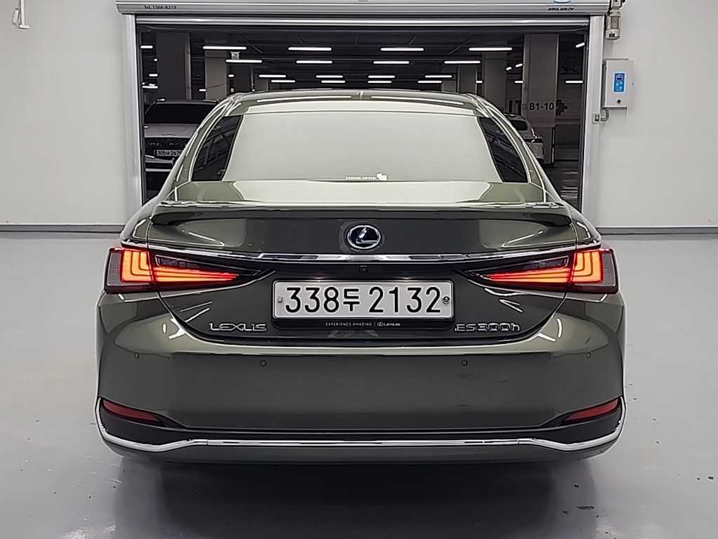 Lexus ES - Vista 3