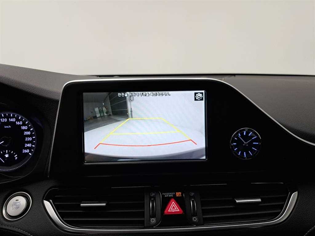 HYUNDAI Grandeur - Vista 10