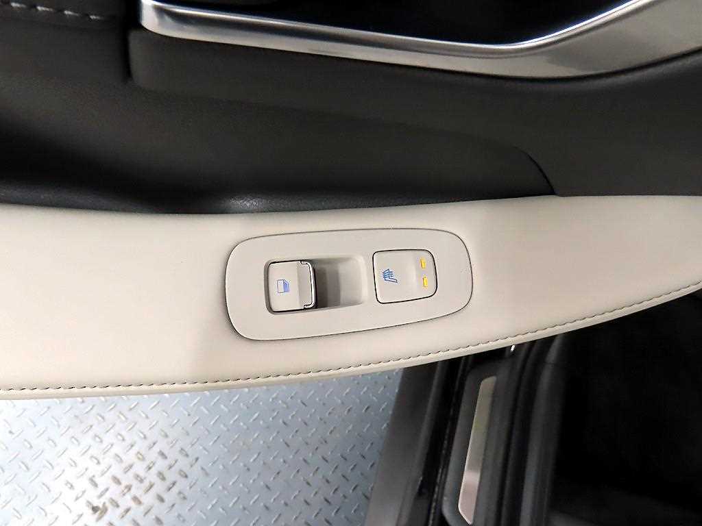 HYUNDAI Sonata - Vista 12