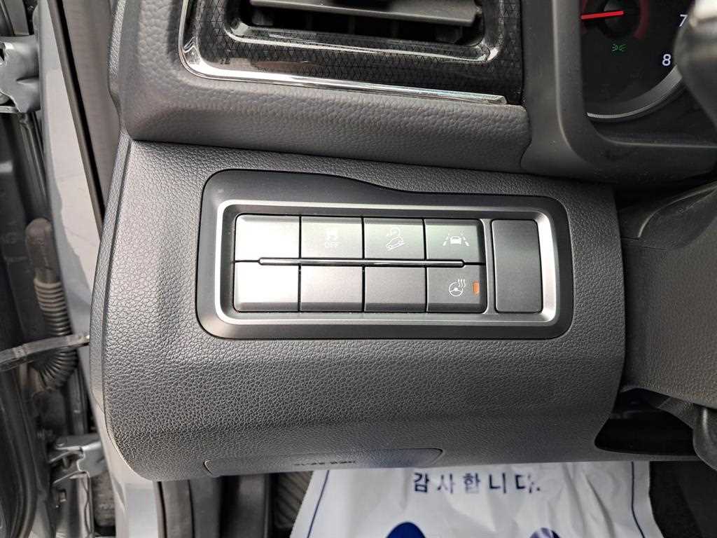 Ssangyong Tivoli 2022 Gris - Importación desde Corea - HF Imports Iquique - Foto 13