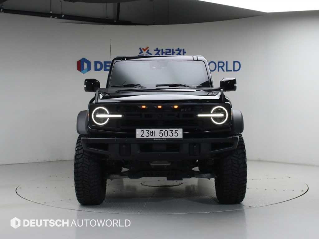 Ford Bronco - Vista 3