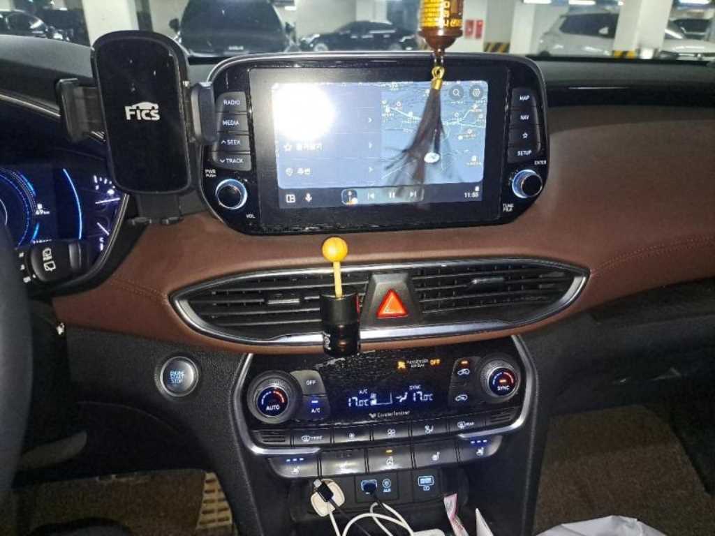 HYUNDAI Santa Fe - Vista 4