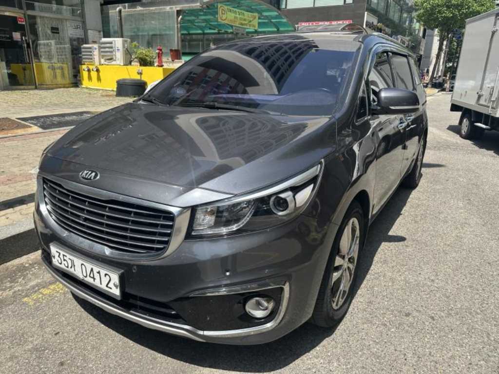 KIA Carnival 2017 - Importación desde Corea - HF Imports Iquique - Foto 1