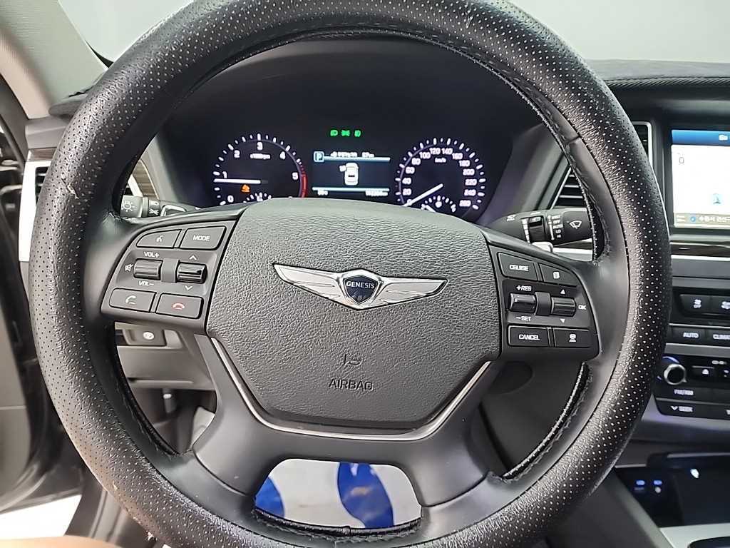 Genesis G80 - Vista 9