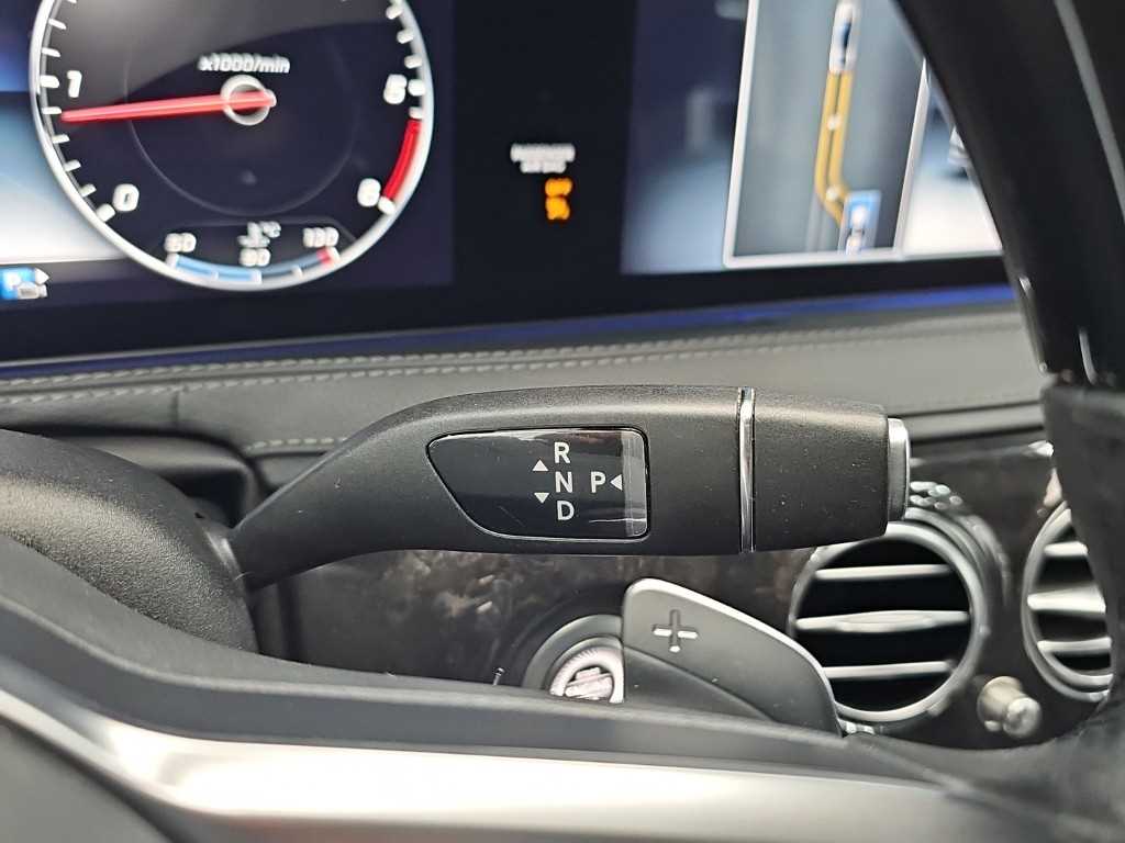 Mercedes Benz S Class - Vista 8