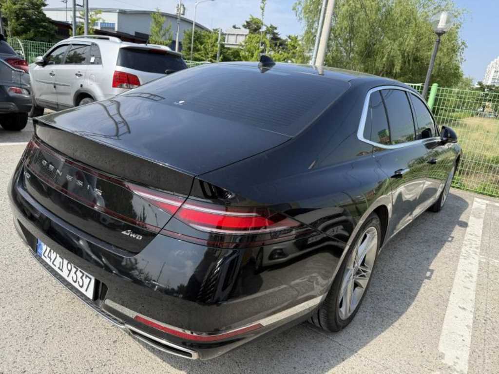 Genesis G90 - Vista 2