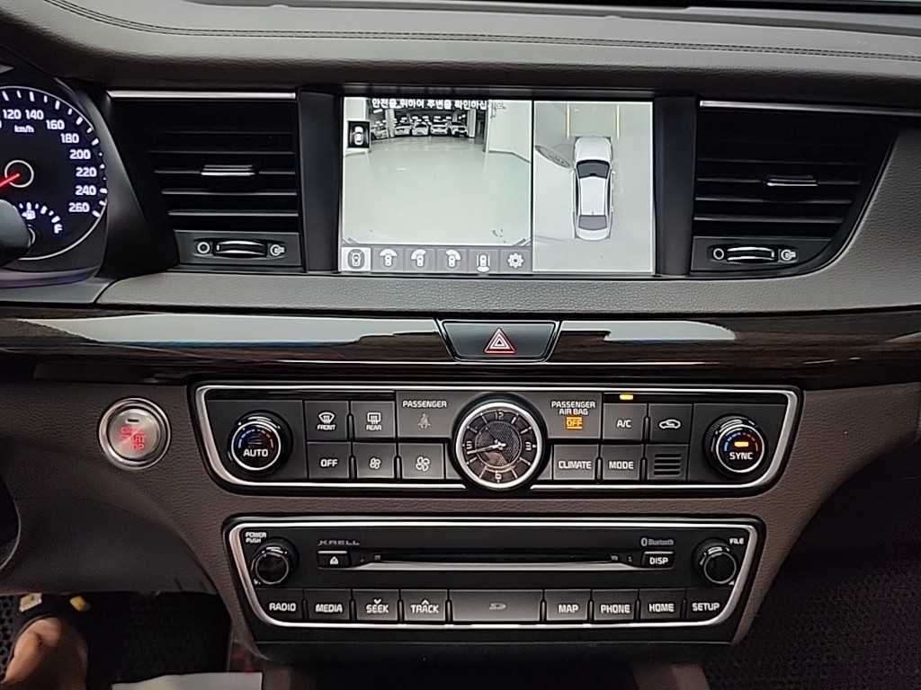 KIA K7 - Vista 10