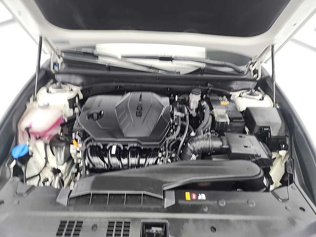 HYUNDAI Grandeur - Vista 5