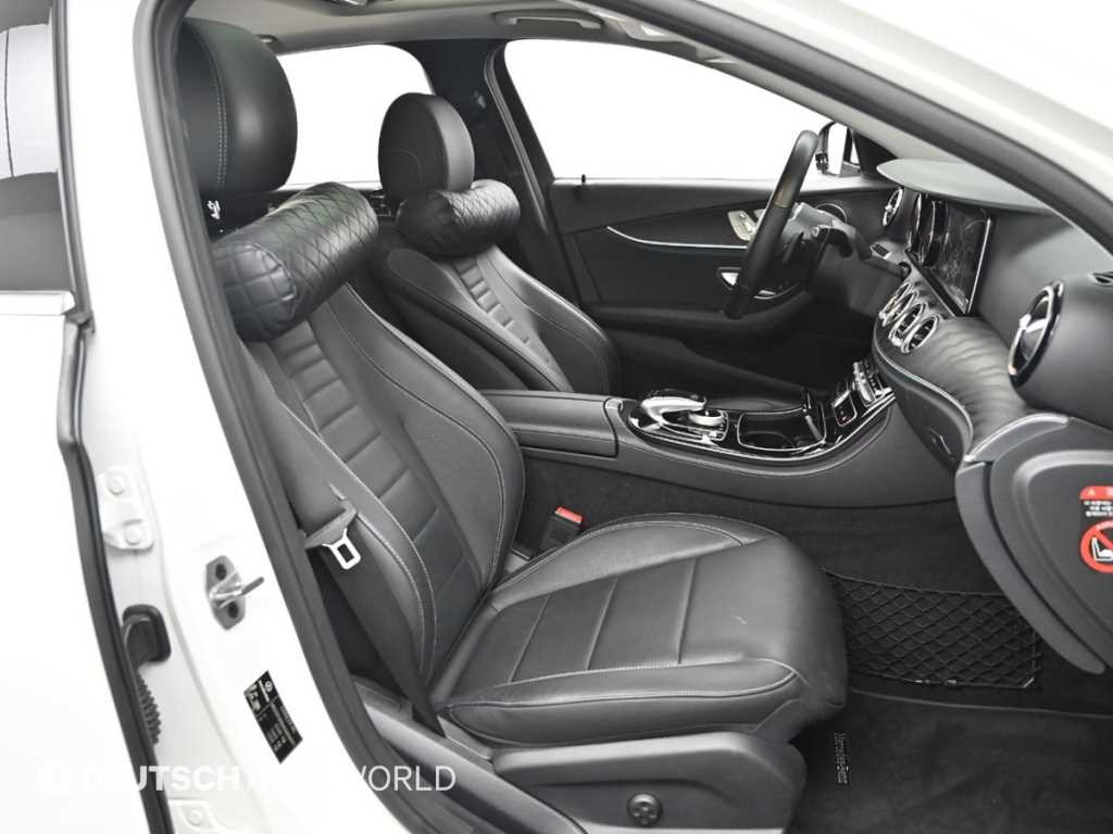 Mercedes Benz E class - Vista 10