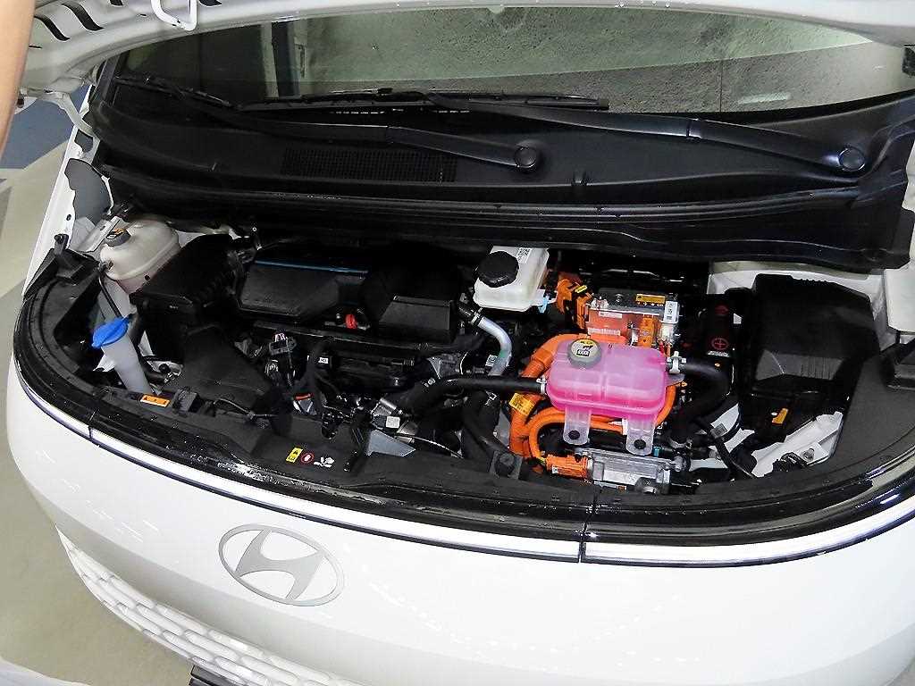 HYUNDAI Staria 2025 Blanco - Importación desde Corea - HF Imports Iquique - Foto 17