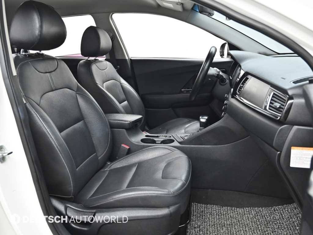 KIA Niro - Vista 10