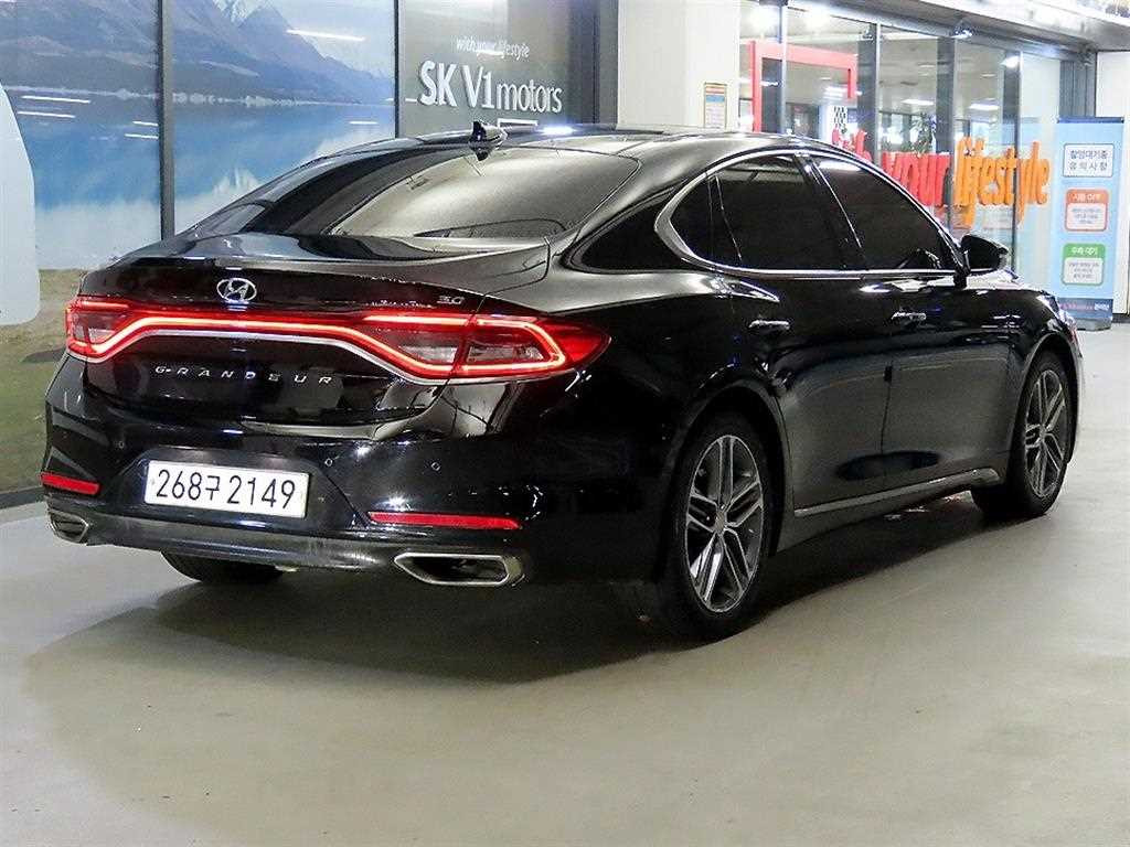 HYUNDAI Grandeur - Vista 4