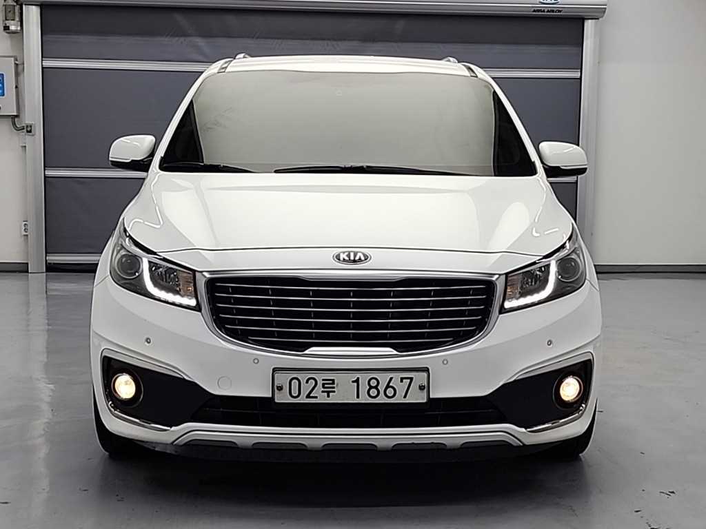 KIA Carnival - Vista 2