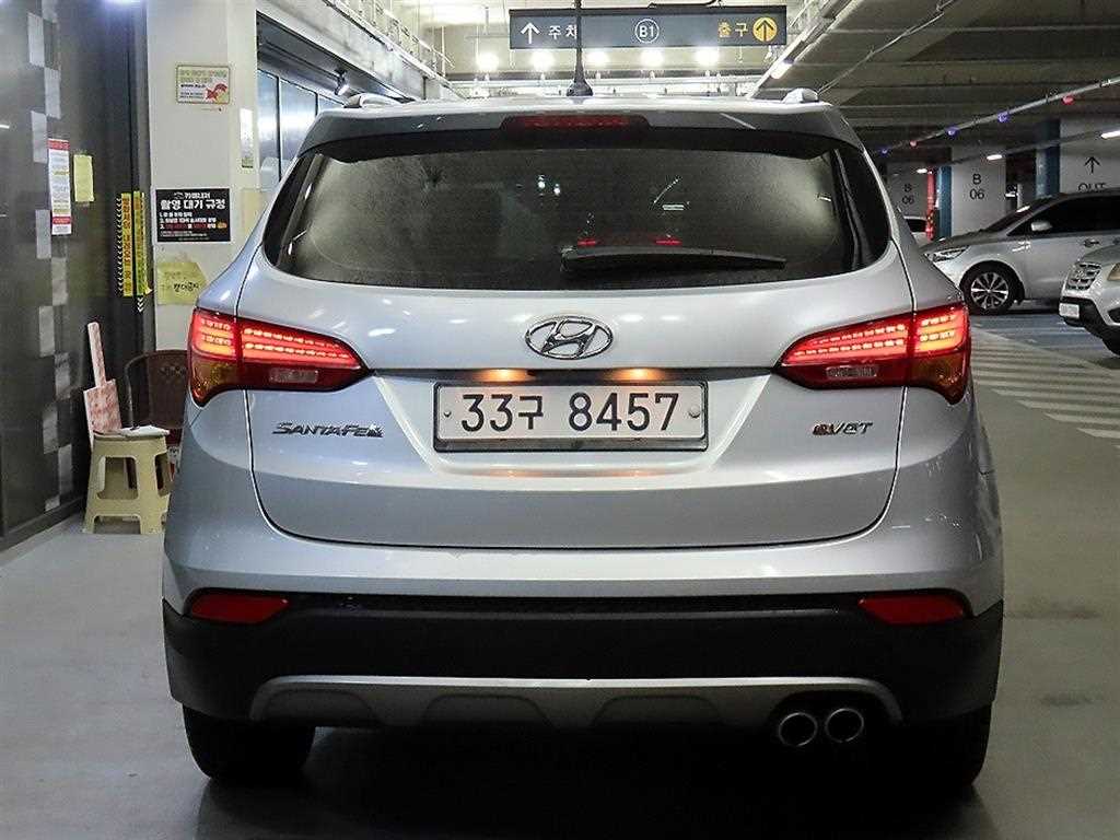HYUNDAI Santa Fe - Vista 5