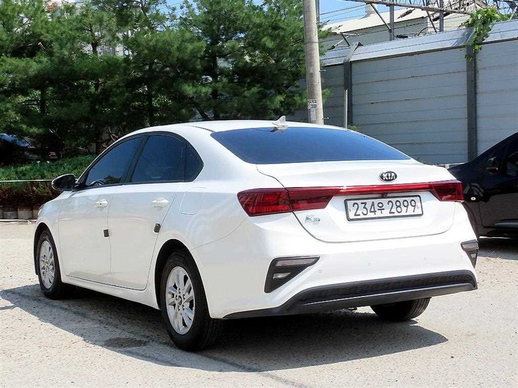 KIA K3 - Vista 3