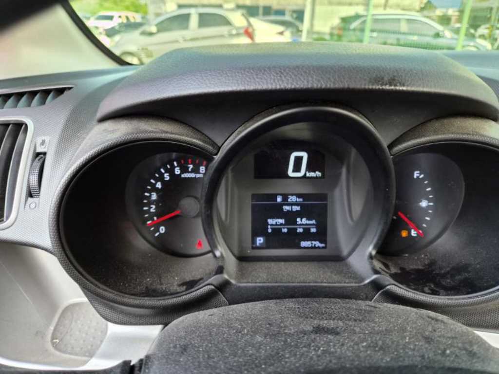 KIA Ray - Vista 10